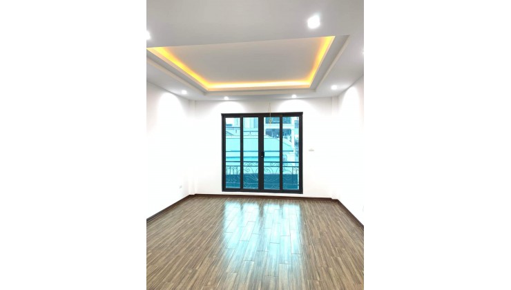 BÁN NHÀ GIÁP BÁT - HOÀNG MAI, DT 80M2, 6 TẦNG THANG MÁY, Ô TÔ VÀO NHÀ, KINH DOANH ĐỈNH - GIÁ CHÀO 12.8 TỶ.